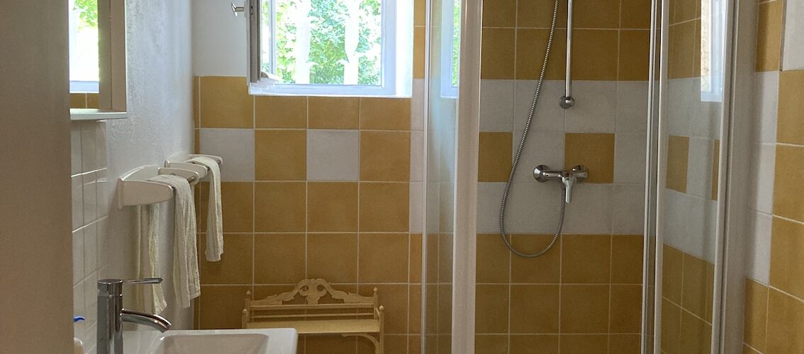 Gite bathroom